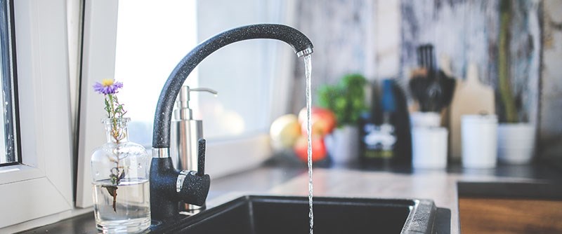 VA-avgiften föreslås höjas efter årsskiftet, bland annat för att säkra dricksvattenförsörjningen  på lång sikt. 