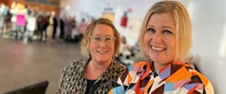 Leena Leijon, avdelningschef, och Annika Risberg, enhetschef, berättade om arbetet med personlig assistans under mässan.