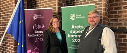 Cristian Bergvall (S) och Kristin Lundström (C) i kommunfullmäktiges presidium. jpg