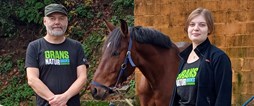 Läraren Mikael Andersson och Djureleven Selma Känttä på plats i Portugal