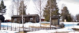 Besök Pehrsgården på Svensbyliden och upplev 1800-talet.