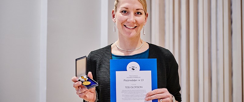 Fotbollsdomaren Tess Olofsson fick Piteåmedaljen