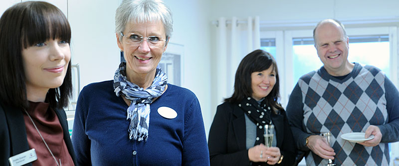 Enhetscheferna Anette Grandin Annika Wallin samt Magdalena Jonsson, avdelningschef och socialnämndens ordförande Sven-Gösta Pettersson.