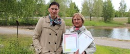 Helena Stenberg tillsammans med Anna Elmén Berg från Piteå Museum.