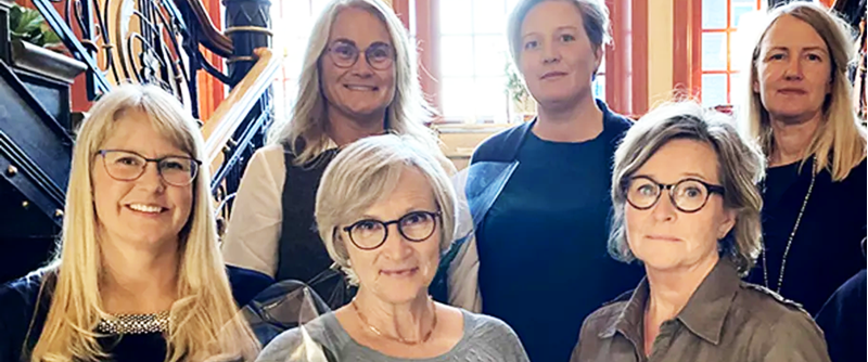 Efter fyra års olika vetenskapliga studier och samverkan ges Skola på vetenskaplig grund i praktiken ut