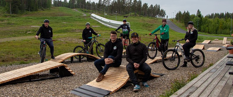 Representanter från Pite MTBs styrelse samt personal från Lindbäcksstadion