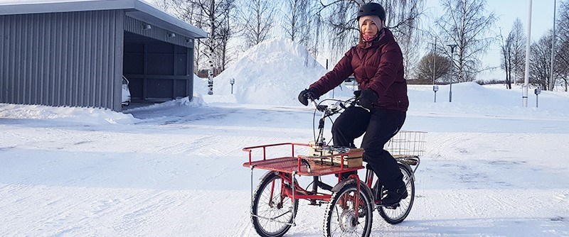 Ekonomi, miljö och hälsa är tre faktorer saker som får Mari att välja cykeln. 