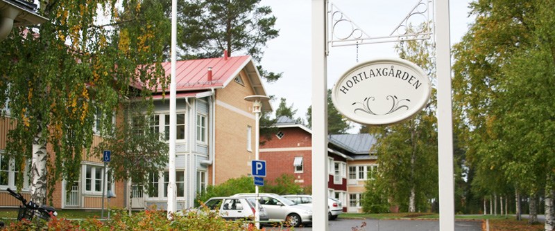 Under cirka två år ska hela boendet med 60 lägenheter renoveras, med 15 boendeplatser i taget. 