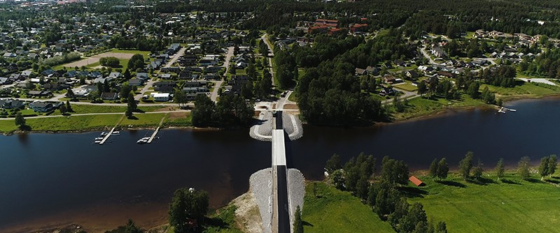 Den nya bron över Fårösundet.
