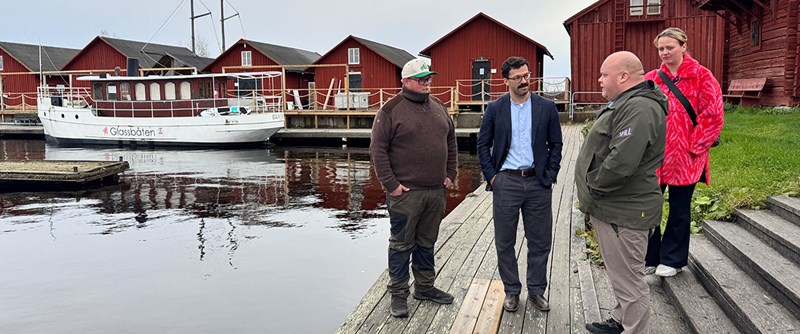Johan och Henrik visade området