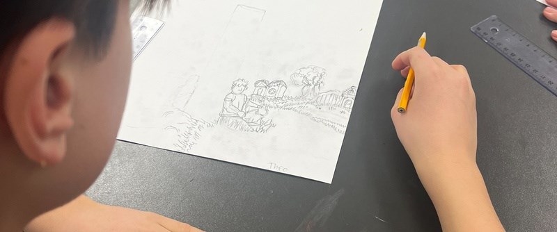 Årskurs 7 på Solanderskolan arbetar med elskåpsutställningen.