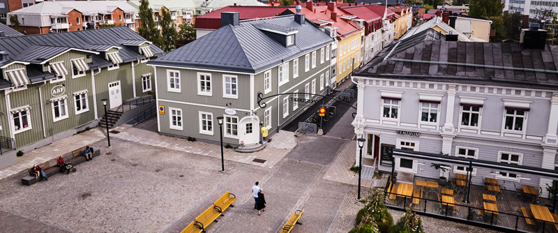 Rådhustorget blir på prov fordonsfritt i sommar.