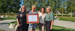 Hanna Mikaelsson, enhetschef Munkberga, Eva Jönsson, utbildningsansvarig Silviahemmet, Anna-Carin Marklund, enhetschef Munkberga och Eva Börjesson Öman, socialchef. 