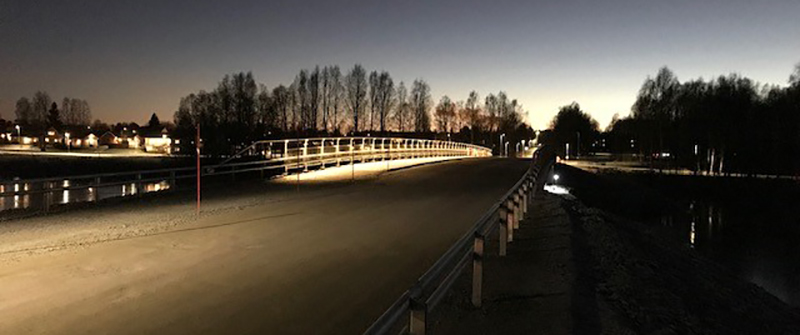 Belysning på nya bron över Fårösundet.