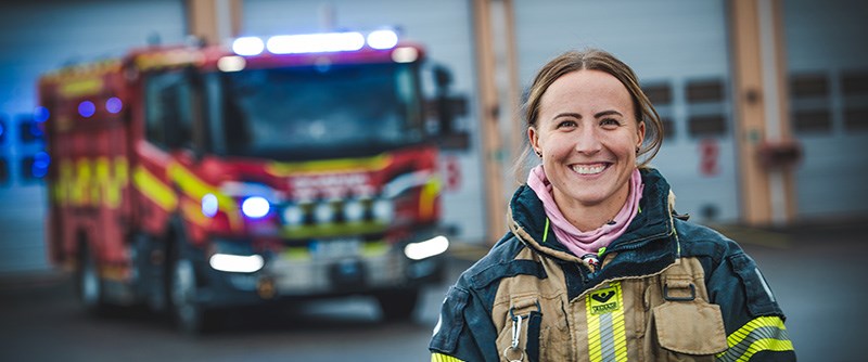 Emelie Ullberg jobbar på Räddningstjänsten som håller hög kvalitet.