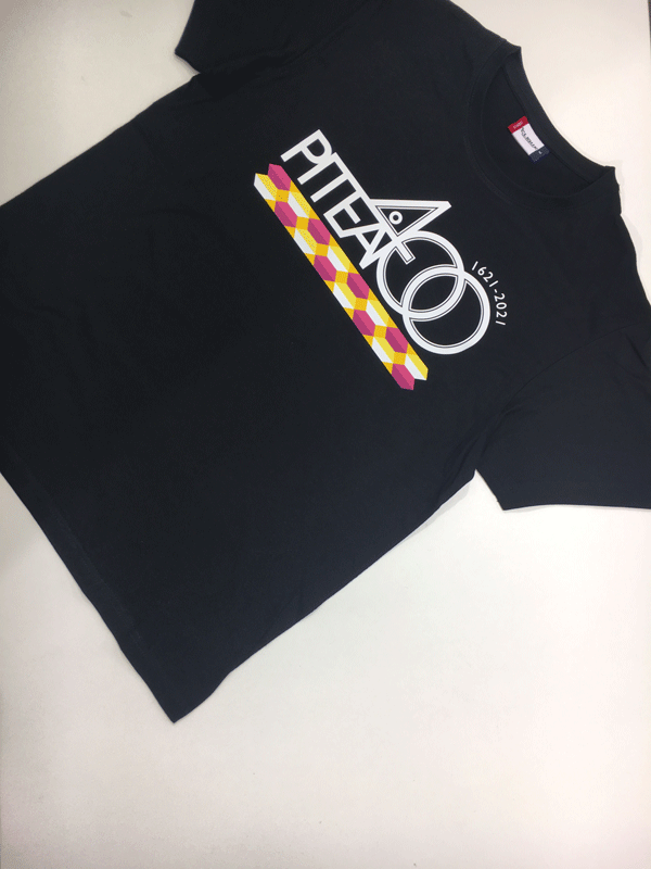 Foto på T-shirt från Sportringen med Piteå 400-logo Foto på T-shirt från Sportringen med Piteå 400-logo