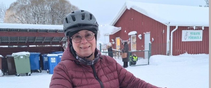 Pedagogen Anci Thyni tycker ellådcyklarna är toppen. "Jag har cyklat många mil runt om i kommunen med barnen, vi har varit till Gläntan och till stadsbiblioteket och - ja, alla lekplatser tror jag", säger hon.