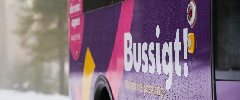 Bussigt trafikerar åtta utvalda byar och centrum. Det är en bokningsbar, flexibel tjänst utan bestämd tidtabell eller linjesträckning. 